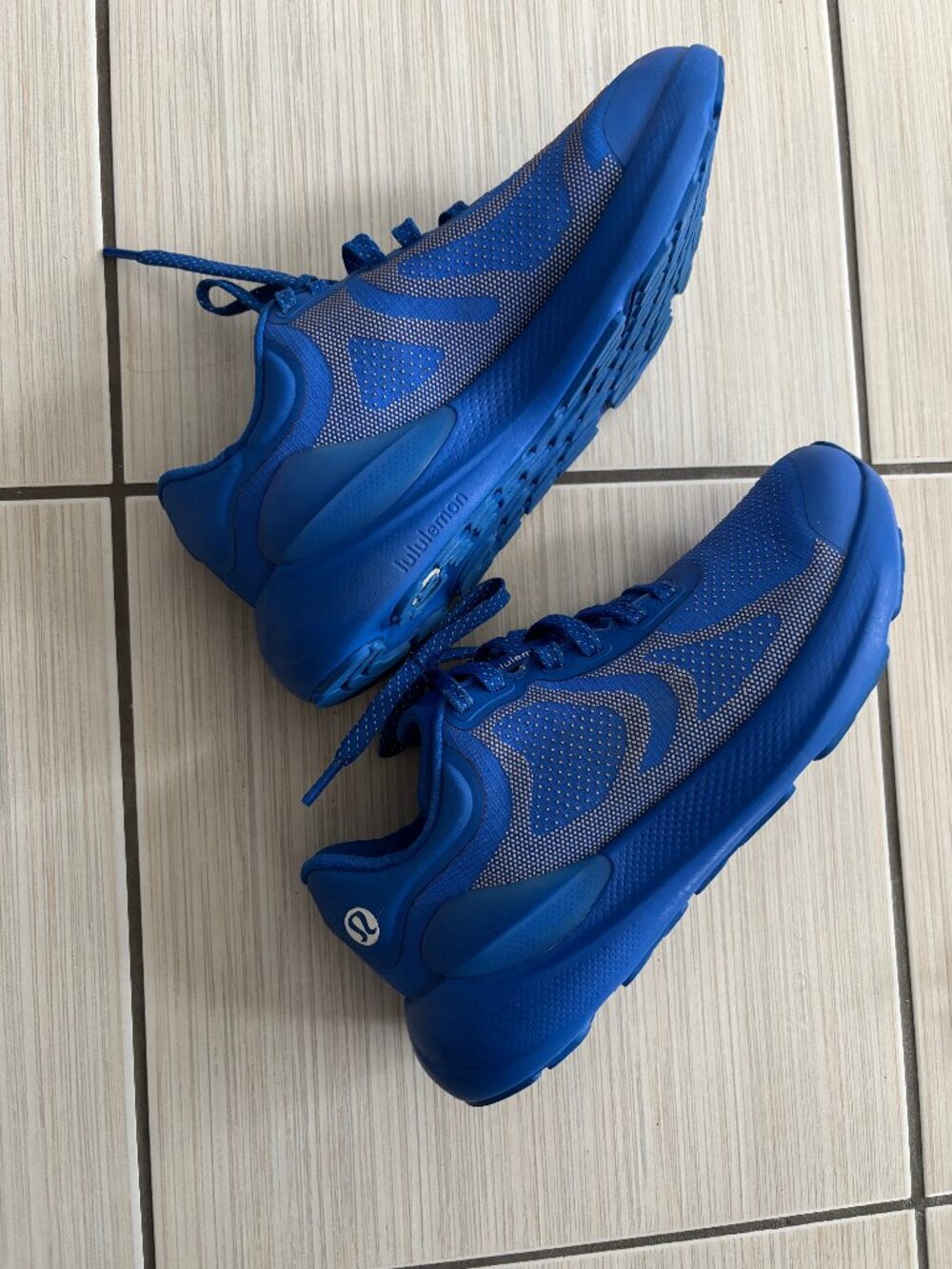 lululemon Women's Beyondfeel Waterproof Running Shoe
